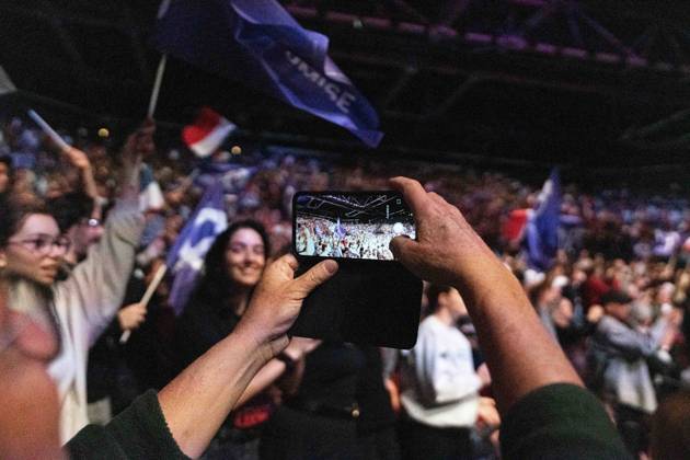 October 11, 2026, Clermont-Ferrand, Auvergne-Rho Ne-Alpes, France: CLERMONT-FERRAND, FRANCE - OCTOBER 11, 2026: Jean-Luc Melenchon, leader of the far-left party La France Insoumise (LFI) and 2027 presidential candidate, delivers a speech during a major political rally at the Zenith d Auvergne in Clermont-Ferrand, France, on October 11, 2026. Around 10,000 supporters gathered at the venue to attend the campaign event. Clermont-Ferrand France - ZUMAa252 20261011_zip_a252_009 Copyright: xDavidxAllignonx
