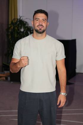 Fame Fighting 2026 Press Conference: Yasin Cilingir at the press conference for the fourth edition of Fame Fighting Celebrity Boxing on October 11, 2026, at the Atlantic Hotel in Essen, North Rhine-Westphalia