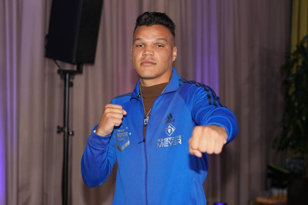 Fame Fighting 2026 Press Conference: Allen Bauer at the press conference for the fourth edition of Fame Fighting Celebrity Boxing on October 11, 2026, at the Atlantic Hotel in Essen, North Rhine-Westphalia