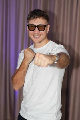 Fame Fighting 2026 Press Conference: Oliver Ginkel at the press conference for the fourth edition of Fame Fighting Celebrity Boxing on October 11, 2026, at the Atlantic Hotel in Essen, North Rhine-Westphalia