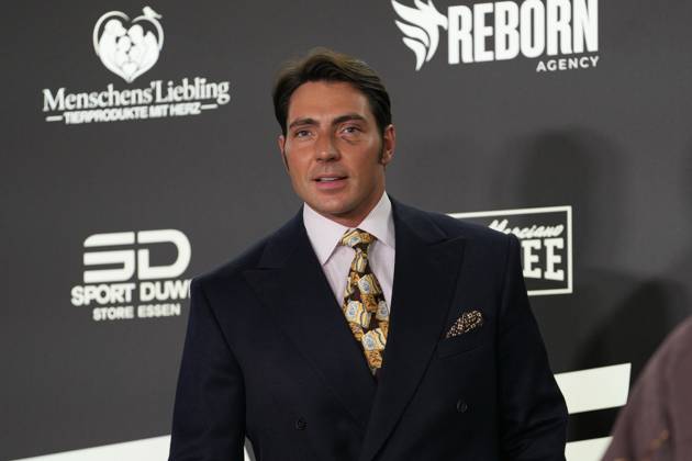 Fame Fighting 2026 Press Conference: Fabio Knez at the press conference for the fourth edition of Fame Fighting Celebrity Boxing on October 11, 2026, at the Atlantic Hotel in Essen, North Rhine-Westphalia