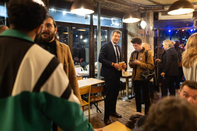 Raphael Glucksmann celebrates with his supporters after winning the Socialist and Democratic Left primary - Paris Senator Yannick Jadot. Candidate in the Socialist (PS) and centre-left Place Publique (PP) parties primary Raphael Glucksmann meet his campaign team and supports at the bar la Cantine de Belleville as Raphael Glucksmann winning the primary organized by the Socialist Party, Place Publique (PP), and the Republican and Socialist Left, ahead of France s 2027 presidential election, in Paris on October 11, 2026. Photo by Raphael Lafargue ABACAPRESS.COM Paris France  Copyright: xLafarguexRaphael ABACAx