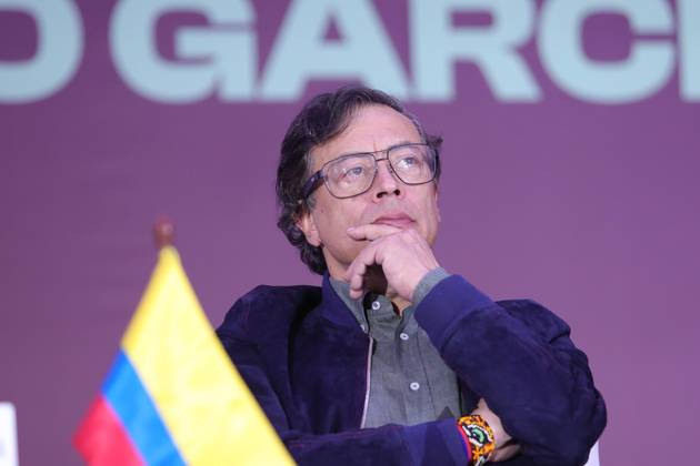 October 11, 2026: TO-45422 & x2013; Mexico City, September 29, 2026. Former Colombian President Gustavo Petro participates in the 26th Zocalo International Book Fair at the presentation of the book Nuestra Am& xe9;rica en vilo. Clasos.com.mx. - ZUMAcs4_ 20261011_faa_cs4_183 Copyright: xMikaxRoblesx