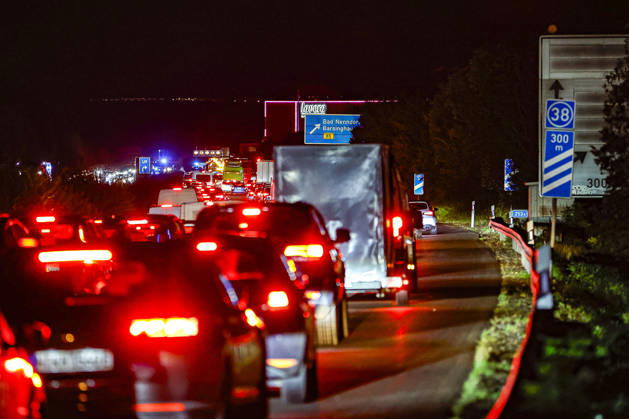 An 83-year-old man lost control of his Mercedes 300 SE classic car on the rain-slicked roadway of Highway 2. The traffic accident left 14 passengers injured; one seriously injured person was transported to the hospital by res