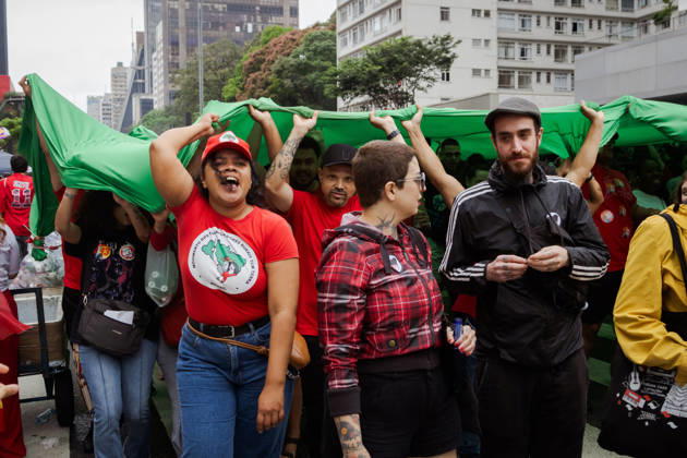 October 11, 2026, So£O Paulo, So£O Paulo, Brazil: ManifestaoÂßo£o em apoio ao Presidente da Repoºblica do Brasil, Lula da Silva, em So£o Paulo. So£O Paulo Brazil - ZUMAb296 20261011_zip_b296_008 Copyright: xHumbertoxBispox