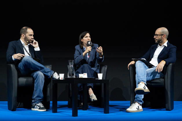 Elly Schlein During Rumore Festival 2026 - Rome Elly Schlein, Secretary of the Italian Democratic Party, participates in the Face-to-Face with Politicians panel at Fanpage.it’s Rumore Festival 2026 in Rome, Italy on October 11, 2026. Photo by Andrea Bracaglia ABACAPRESS.COM Rome Italy Italy  Copyright: xBracagliaxAndrea ABACAx