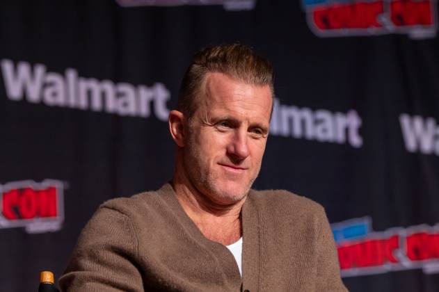 October 11, 2026, New York, New York, United States: Scott Caan speaks at a panel discussion for CBS new series NCIS: NEW YORK.during New York Comic Con 2026 at The Jacob K. Javits Convention Center on October 11, 2026 in New York City. New York United States - ZUMAs197 20261011_aaa_s197_465 Copyright: xRonxAdarx