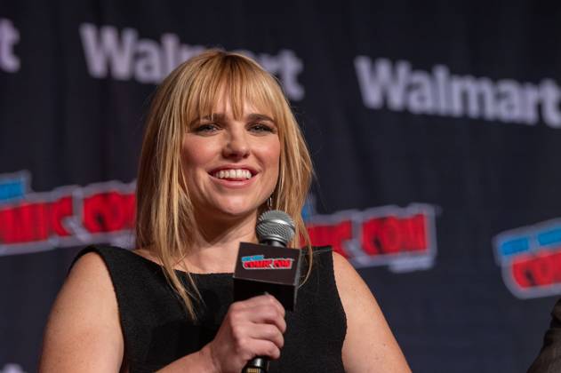 October 11, 2026, New York, New York, United States: Jacqueline Byers speaks at a panel discussion for CBS new series NCIS: NEW YORK.during New York Comic Con 2026 at The Jacob K. Javits Convention Center on October 11, 2026 in New York City. New York United States - ZUMAs197 20261011_aaa_s197_490 Copyright: xRonxAdarx