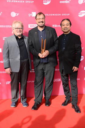 Janne Saksala, Martin Stegner, and Wu Wei of the WuWei Trio at the 2026 Opus Klassik Awards ceremony at the Konzerthaus am Gendarmenmarkt in Berlin, October 11, 2026 Foto:xN.xKubelkax xFuturexImagex opus_6066