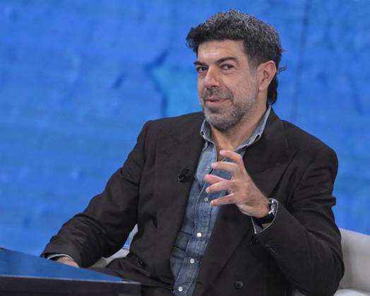 Photo by Mario Romano, IPP Milan, October 11, 2026. TV show *Che Tempo Che Fa*; pictured is actor Pierfrancesco Favino. Italy Photo Press World. Copyright *Che Tempo Che Fa*