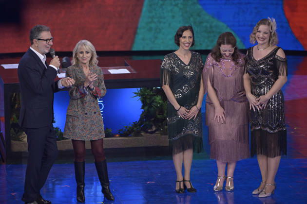 Photo by Mario Romano, IPP Milan, October 11, 2026. From the television show *Che Tempo Che Fa*: pictured are Fabio Fazio, Luciana Littizzetto, and the Kali Sisters—Elena Caligiuri (mezzo-soprano), Stefania Balzano (soprano), and Elena Fasola (contralto). Italy Photo Press World. Copyright *Che Tempo Che Fa*