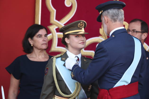 October 12 Parade for Hispanic Heritage Day King Felipe VI and Princess Leonor during the solemn ceremony honoring the national flag and the military parade on October 12, Hispanic Heritage Day, in the Plaza de Cánovas del Castillo, on October 12, 2026, in Madrid, Spain. The events begin with the raising of the flag and are followed by a tribute to those who gave their lives for the country. Subsequently, the military air and ground parades begin. Approximately 4,400 members of the Armed Forces, the security forces, and various civilian public institutions are participating this year in the parade presided over by the King and Queen. The aerial parade featured 50 fighter, training, and transport aircraft, as well as around 30 helicopters.  Copyright: xEduardoxParrax 7840575