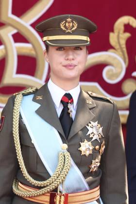 October 12 Parade for Hispanic Heritage Day Princess Leonor during the solemn ceremony honoring the national flag and the military parade for October 12, Hispanic Heritage Day, in Plaza de Cánovas del Castillo, on October 12, 2026, in Madrid, Spain. The events begin with the raising of the flag and are followed by a tribute to those who gave their lives for the country. Subsequently, the military air and ground parades begin. Approximately 4,400 members of the Armed Forces, the security forces, and various civilian public institutions are participating this year in the parade presided over by the King and Queen. The aerial parade featured 50 fighter, training, and transport aircraft, as well as around 30 helicopters. On the ground, some 14  Copyright: xEduardoxParrax 7840750
