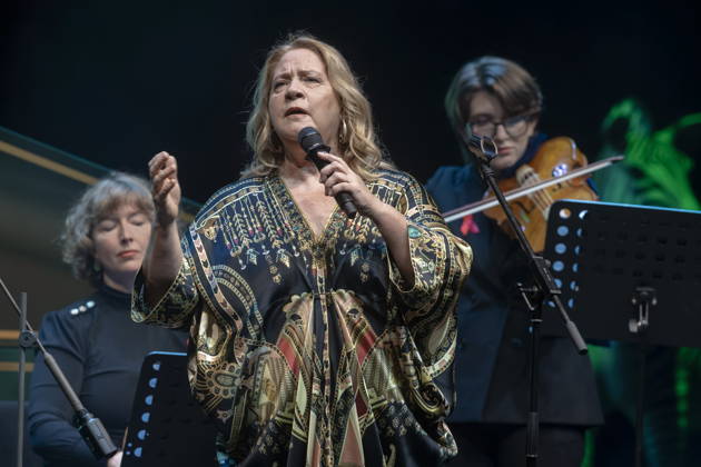 Performance by Kathy Kelly and Camerata Musikus with Milko Kersten during the 18th HOPE Gala at the Schauspielhaus Dresden