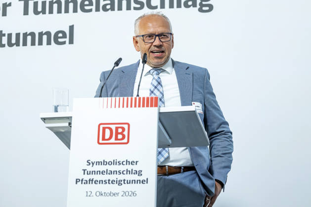 Construction Begins on the Pfaffensteig Tunnel in Stuttgart Klaus Müller, Chairman of the Executive Board of DB PSU GmbH The 11-kilometer-long rail tunnel is part of the Stuttgart 21 project and, starting in 2033, will connect the Gäubahn line toward Zurich