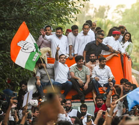 INDIA bloc leaders call for a march towards the Supreme Court New Delhi, Oct 12 (ANI): Lok Sabha LoP Rahul Gandhi with Samajwadi Party MP Dharmendra Yadav, RJD leader Tejashwi Yadav, Congress MP Gaurav Gogoi and others during INDIA bloc s protest march towards the Supreme Court against Chief Election Commissioner Gyanesh Kumar, in New Delhi on Monday. New Delhi Delhi India Copyright: xANIx ANI_20261012393