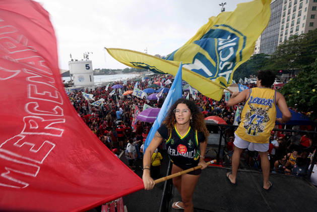 October 12, 2026, Rio De Janeiro, Rio De Janeiro, Brazil: Thousands of supporters gather in Copacabana, Rio de Janeiro, Brazil, on October 12, 2026, for a pro-democracy demonstration organized by the CENA Nacional movement, the National Union of Students (UNE) and Universibloco. Held on Brazilâ€⠢s Our Lady of Aparecida national holiday, the rally calls for the defense of constitutional rights and public policies supporting healthcare, education and social assistance. Carnival street bands, known as blocos, and percussion groups brought music and a festive atmosphere to the waterfront mobilization, blending political activism with Rioâ€⠢s popular street culture. The demonstration takes place ahead of Brazilâ€⠢s October 25 pres - ZUMAk251 20261012_znp_k251_011 Copyright: xBobxKarpx