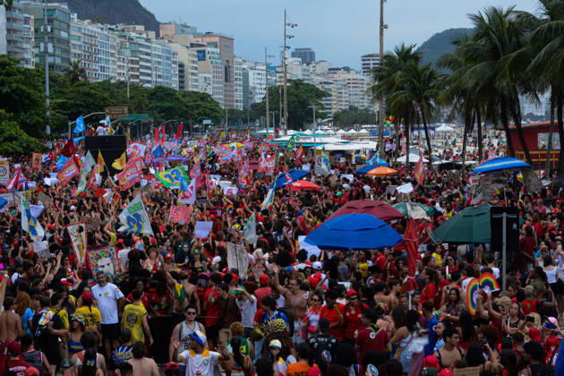 RIO DE JANEIRO, RJ - 12.10.2026: BRASIL PELA DEMOCRACIA RJ - Pro-Lula rally held this afternoon (12) during Brazil for democracy RJ held in Copacabana in Rio de Janeiro, RJ. x3030171x  CarlosxSanttos