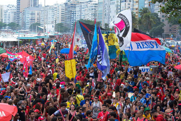 RIO DE JANEIRO, RJ - 12.10.2026: BRASIL PELA DEMOCRACIA RJ - Pro-Lula rally held this afternoon (12) during Brazil for democracy RJ held in Copacabana in Rio de Janeiro, RJ. x3030212x  CarlosxSanttos
