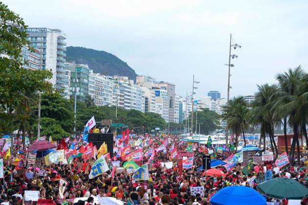 RIO DE JANEIRO, RJ - 12.10.2026: BRASIL PELA DEMOCRACIA RJ - Pro-Lula rally held this afternoon (12) during Brazil for democracy RJ held in Copacabana in Rio de Janeiro, RJ. x3030228x  CarlosxSanttos