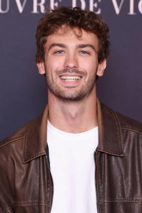 Les Miserables Premiere - Paris Paul Mathoux attend Les Miserables Premiere Premiere held at Palais des Congrès, in Paris, France, October 12, 2026. Photo by Jerome Domine ABACAPRESS.COM Paris France  Copyright: xDominexJerome ABACAx