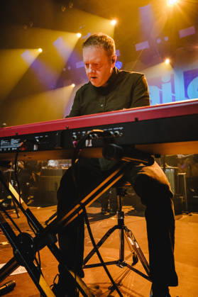 Starsailor live in Bern, Switzerland Bern, Switzerland. 12th, October 2026. The English band Starsailor performs a live concert at Bierhubeli in Bern. Here keyboardist and musician Barry Westhead is seen live on stage. Switzerland, Bern, Bierhübeli  Copyright: xGonzalesxPhoto TilmanxJentzschx