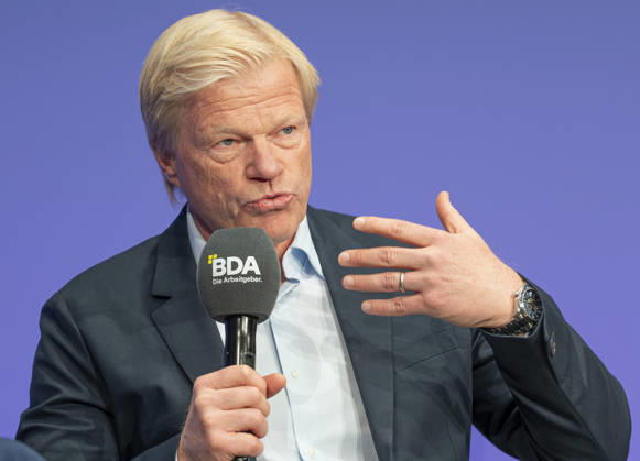 Oliver Kahn Attends Employers Day 2026 EUR, Germany, Berlin, October 13, 2026 Oliver Kahn, world-class goalkeeper, entrepreneur, investor, and founder of the Oliver Kahn Foundation, in an interview at the 2026 Employers Day hosted by the Confederation of German Employers Associations