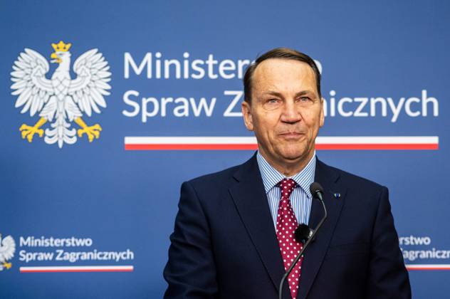 October 13, 2026, Warsaw, Mazovia, Poland: Poland s Minister of Foreign Affairs, Radoslaw Sikorski, seen during the press conference..Foreign Secretary of the United Kingdom of Great Britain and Northern Ireland visits the Ministry of Foreign Affairs in Warsaw, Poland for a meeting with the Republic of Poland s Foreign Minister, Radoslaw Sikorski. During the subsequent press conference, the ministers discussed their countries ongoing cooperation in foreign policy issues, including supporting Ukraine in the war Russia is waging against it. Miliband also spoke of the ties his family has to Poland. Afterwards, the ministers travel to the second day of the Warsaw Security Forum. Warsaw Poland  - ZUMAs197 20261013_aaa_s197_014 Copyright: xNeilxMiltonx