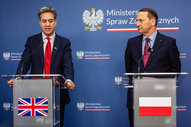 October 13, 2026, Warsaw, Mazovia, Poland: The Foreign Secretary of the United Kingdom, Ed Miliband, and Poland s Minister of Foreign Affairs, Radoslaw Sikorski, seen during the press conference..Foreign Secretary of the United Kingdom of Great Britain and Northern Ireland visits the Ministry of Foreign Affairs in Warsaw, Poland for a meeting with the Republic of Poland s Foreign Minister, Radoslaw Sikorski. During the subsequent press conference, the ministers discussed their countries ongoing cooperation in foreign policy issues, including supporting Ukraine in the war Russia is waging against it. Miliband also spoke of the ties his family has to Poland. Afterwards, the ministers travel to the second day of the Warsaw Security Forum. Wa  - ZUMAs197 20261013_aaa_s197_018 Copyright: xNeilxMiltonx