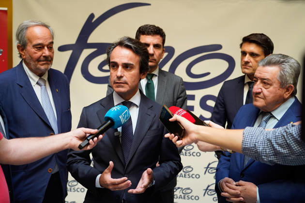 The Gaesco Forum on Key Infrastructure for the City was held in Seville. The Regional Minister of Public Works and Mobility for the Regional Government of Andalusia, Mario Munoz Atanet, speaks to the media before participating in the Gaesco Forum with the presentation Infrastructure for Seville: Challenges and Opportunities. October 13, 2026, in Seville, Andalusia, Spain. October 13, 2026, Seville, Andalusia, Spain Seville, Andalusia, Spain Spain  Copyright: xGogoxLobatox 7842084