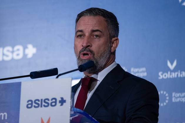 Informative breakfast: Jordan Bardella and Santiago Abascal in Madrid, Spain - 13 Oct 2026 Santiago Abascal, President of VOX and of the Patriots, attends an informative breakfast organized by Nueva Economía Fórum in Madrid. Madrid Spain Copyright: xDavidxCanalesx xSOPAxImagesx David-Canales-1458444