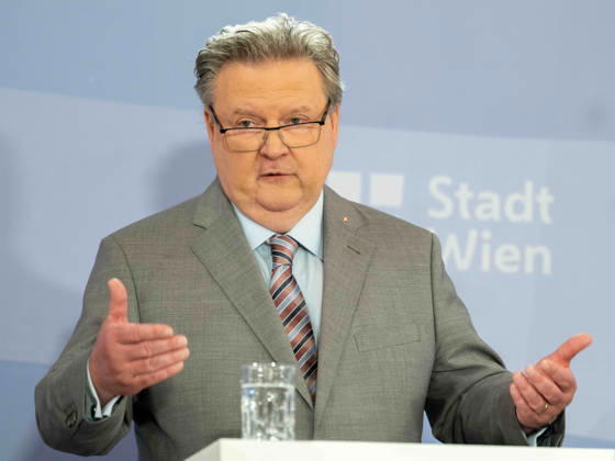 October 13, 2026: Press Conference by the Mayor—Vienna Mayor and State Governor Michael Ludwig (SPÖ)—on October 13, 2026, during a press conference on ME CFS and post-acute infection syndromes: research and care, held at City Hall in Vienna, Vienna, Austria