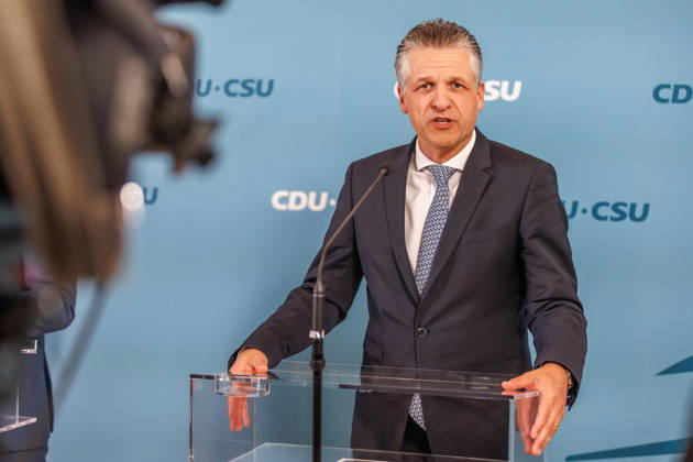 Statement before the CDU CSU parliamentary group meeting by Alexander Hoffmann, Deputy Chair of the CDU CSU parliamentary group in the Bundestag, and Thorsten Frei (CDU), Chair of the parliamentary group, speak during a statement before the parliamentary group meetings on October 13, 2026, in Berlin, Berlin, Berlin, Germany, Reichstag