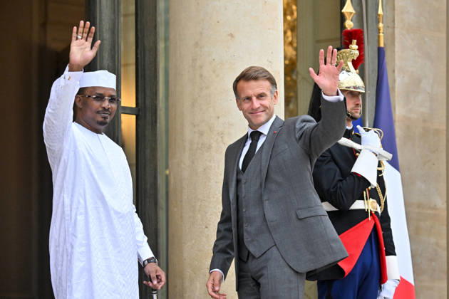 French President Emmanuel Macron welcomes Chadian President Mahamat Idriss Déby Itno to the Élysée Palace in Paris, France, on October 13, 2026. Christian Liewig Bestimage. French President Emmanuel Macron welcomes Chadian President Mahamat Idriss Déby Itno at the Élysée Presidential Palace in Paris on October 13, 2026. French President Emmanuel Macron hosts his Chadian counterpart, Mahamat Idriss Déby Itno, in Paris as the two rebuild ties nearly two years after N Djamena ordered French forces off its soil, officials said. Paris, France  Copyright: xChristianxLiewigx xBestimagexChristianxLiewigx xBestimagex