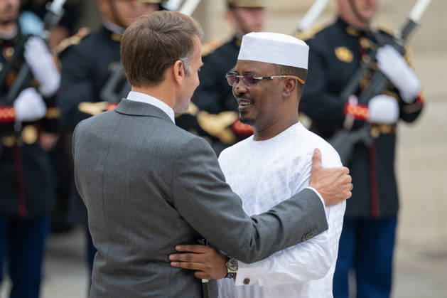 Emmanuel Macron Welcomes Chad President Mahamat Idriss Deby Itno - Paris French President Emmanuel Macron welcomes (Tchad) Chad s President Mahamat Idriss Deby Itno at the Elysee Presidential Palace in Paris on October 13, 2026. French President Emmanuel Macron hosts Chadian counterpart Mahamat Idriss Deby Itno in Paris as the two rebuild ties nearly two years after N Djamena ordered French forces off its soil, officials said. Photo by Alexis Jumeau ABACAPRESS.COM Paris France  Copyright: xJumeauxAlexis ABACAx