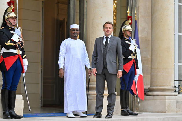 French President Emmanuel Macron welcomes Chadian President Mahamat Idriss Déby Itno to the Élysée Palace in Paris, France, on October 13, 2026. Christian Liewig Bestimage. French President Emmanuel Macron welcomes Chadian President Mahamat Idriss Déby Itno at the Élysée Presidential Palace in Paris on October 13, 2026. French President Emmanuel Macron hosts his Chadian counterpart, Mahamat Idriss Déby Itno, in Paris as the two rebuild ties nearly two years after N Djamena ordered French forces off its soil, officials said. Paris, France  Copyright: xChristianxLiewigx xBestimagexChristianxLiewigx xBestimagex