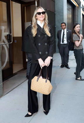 Este Haim seen at ABC Studios New York, NY- October 13: Este Haim seen at ABC Studios on October 13, 2026. Credit: Camara Porter AdMedia EDITORIAL USE ONLY  Copyright: xx CamaraxPorter AdMediax admphotosthree020146