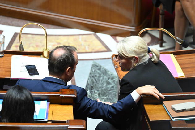 Session Of Questions To The Governement At The National Assembly - Paris French Prime Minister Sebastien Lecornu and French Minister of Health, Families, Autonomy and Disabled people Stephanie Rist during a session of questions to the government at the National Assembly, French Parliament in Paris, France on octobre 13, 2026. Photo by Tomas Stevens ABACAPRESS.COM Paris France  Copyright: xStevensxTomas ABACAx