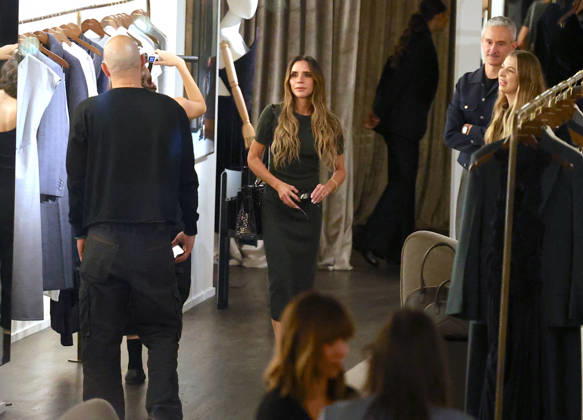 Victoria Beckham out in New York Designer Victoria Beckham is visiting her new store on Mercer Street in Soho, New York on October 13, 2026. Photo by Dylan Travis ABACAPRESS.COM New York NY  Copyright: xDylanxTravis ABACAx