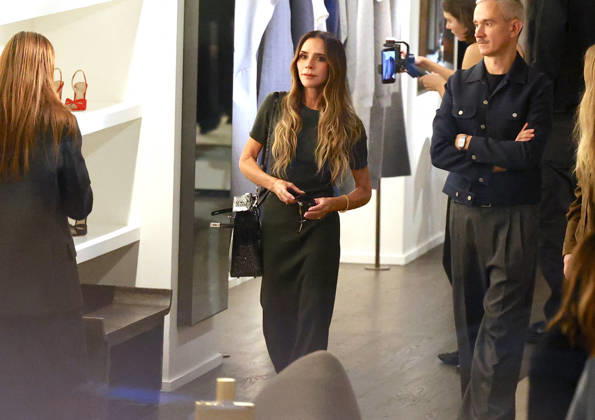 Victoria Beckham out in New York Designer Victoria Beckham is visiting her new store on Mercer Street in Soho, New York on October 13, 2026. Photo by Dylan Travis ABACAPRESS.COM New York NY  Copyright: xDylanxTravis ABACAx