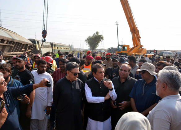 RECORD DATE NOT STATED Federal Minister for Railways, Muhammad Hanif Abbasi visits the site of the Rehman Baba Express near Sher Shah Railway Station to inspect the damaged track and review relief operations, in Multan on Tuesday, October 13, 2026. (PPI Images). EDITORIAL USE ONLY Copyright: xx SA-ZM-131026x ppiphotos489814