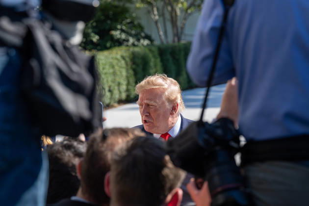 October 13, 2026, Washington, Dc, United States: President Donald Trump speaks to the White House press corps on October 13, 2026. Washington United States - ZUMAl312 20261013_znp_l312_024 Copyright: xAndrewxLeydenx