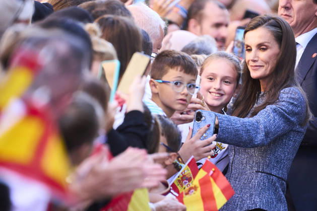 Spanish royals Visit to the Vicente Aleixandre nursery and primary school Queen Letizia of Spain visit to the Vicente Aleixandre nursery and primary school on October 13, 2026 in Ceuta, Spain King Felipe VI™s first visit to Ceuta as King, a city Spanish since the 17th century and claimed by Morocco, comes after this summer™s migration crisis. The previous royal visit, by Juan Carlos I and Queen Sofia in 2007, led Morocco to recall its ambassador. Photo by IMAGO MPG Ceuta Vicente Aleixandre nursery and primary school Ceuta Spain Copyright: xMPGx