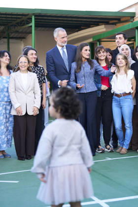 Spanish royals Visit to the Vicente Aleixandre nursery and primary school King Felipe VI of Spain, Queen Letizia of Spain visit to the Vicente Aleixandre nursery and primary school on October 13, 2026 in Ceuta, Spain King Felipe VI™s first visit to Ceuta as King, a city Spanish since the 17th century and claimed by Morocco, comes after this summer™s migration crisis. The previous royal visit, by Juan Carlos I and Queen Sofia in 2007, led Morocco to recall its ambassador. Photo by IMAGO MPG Ceuta Vicente Aleixandre nursery and primary school Ceuta Spain  Copyright: xMPGx
