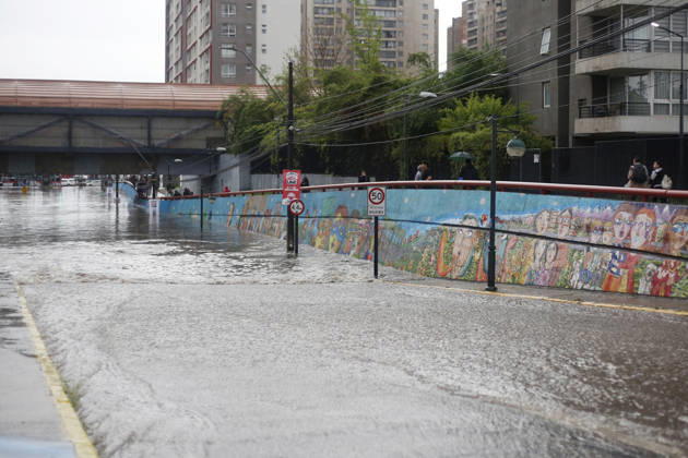 Santiago, October 13, 2026 Flooding in the Nuble subway underpass following this afternoon s thunderstorm in the Metropolitan Region Claudio Caceres Aton Chile, Santiago, Chile Aton 1199646  Copyright: CLAUDIOxCACERES ATONxCHILE