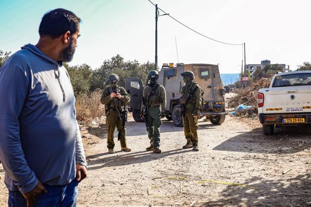 October 13, 2026, Ramallah: TURMUSAYA, WEST BANK, PALESTINE, OCTOBER 13, 2026: Palestinian residents and farmers are prevented by Israeli settlers and forces from reaching their agricultural land to harvest olives in Turmusaya, northeast of Ramallah, in the occupied West Bank. The restrictions disrupt the annual olive harvest, an important source of income for local farming families. Ramallah - ZUMAq101 20261013_zna_q101_221 Copyright: xSalmanxMohsenxAlkhatibx