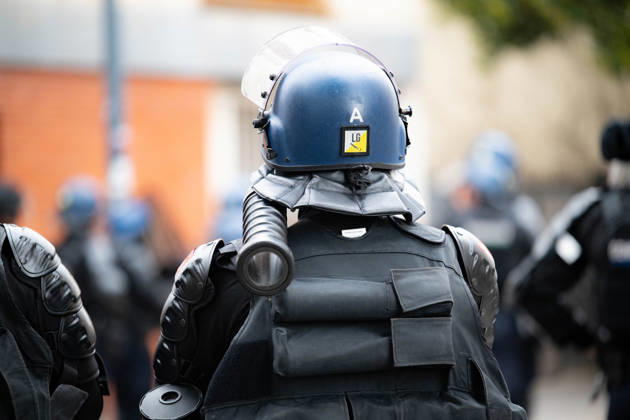 Student Protesters Clash With CRS In Toulouse - France French Police deploy LBD (lanceur de balles de défense) during a student protest in Toulouse, France on October 13, 2026. Photo by Nathan Barange ABACAPRESS.COM Toulouse HAUTE-GARONNE France  Copyright: xBarangexNathan ABACAx