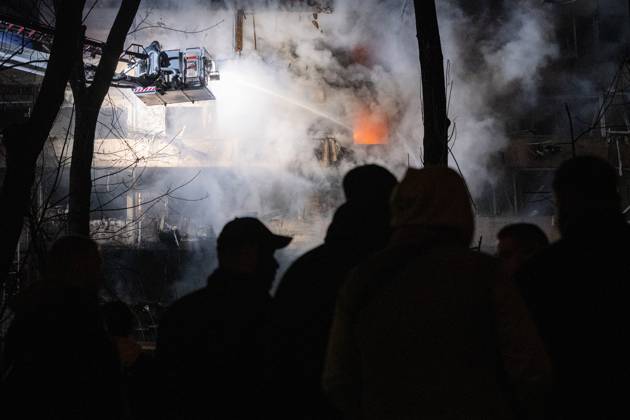 RECORD DATE NOT STATED A rescuer on an aerial platform extinguishes a fire that broke out following a Russian missile strike on a nine-story residential building in Kyiv’s Desnianskyi district, Ukraine, on October 14, 2026. Russia launched a massive ballistic missile attack on the capital. Three women were killed and 19 other people were injured in the Desnianskyi district, including a seven-year-old girl. Apartments in the nine-story building were also damaged from the first through the eighth floor (Photo by Danylo Antoniuk Ukrinform) Ballistic missile strikes next to nine-story residential building in Desnianskyi district of Kyiv  Copyright: xDanyloxAntoniukx
