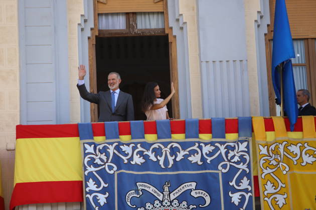 The King and Queen Visit the Autonomous City of Melilla King Felipe VI and Queen Letizia during a visit to the Melilla Assembly on October 14, 2026, in Melilla, Spain. The King and Queen are making their first official visit to Melilla, where they have received a welcome just as enthusiastic as the one they received in Ceuta. In Ceuta, in addition to expressing their solidarity following the massive influx of migrants last July, the monarch wished to emphasize the Spanish identity of both autonomous cities. October 14, 2026 Melilla, Spain  Copyright: xMohamedxBelkasenx 7844460
