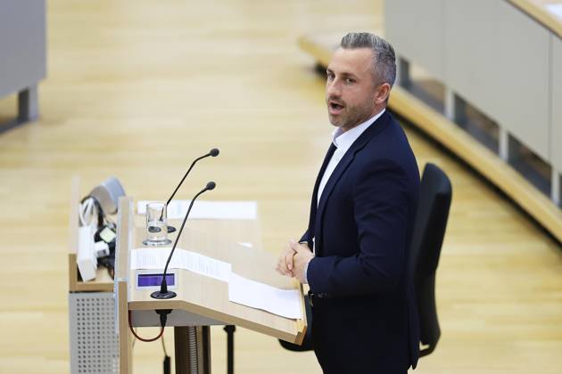 Magdeburg, Saxony-Anhalt, Germany, October 14, 2026 State Parliament Special Session: Ulrich Siegmund (AfD) delivers a speech on the introduction of a joint motion with the BSW to advocate for peace talks in the war in Ukraine Copyright: xdtsxNachrichtenagenturx dts_138740
